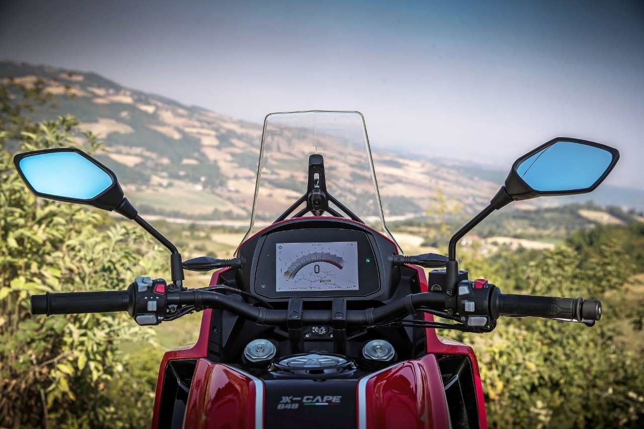 Moto Morini X-Cape: punto di FUGA